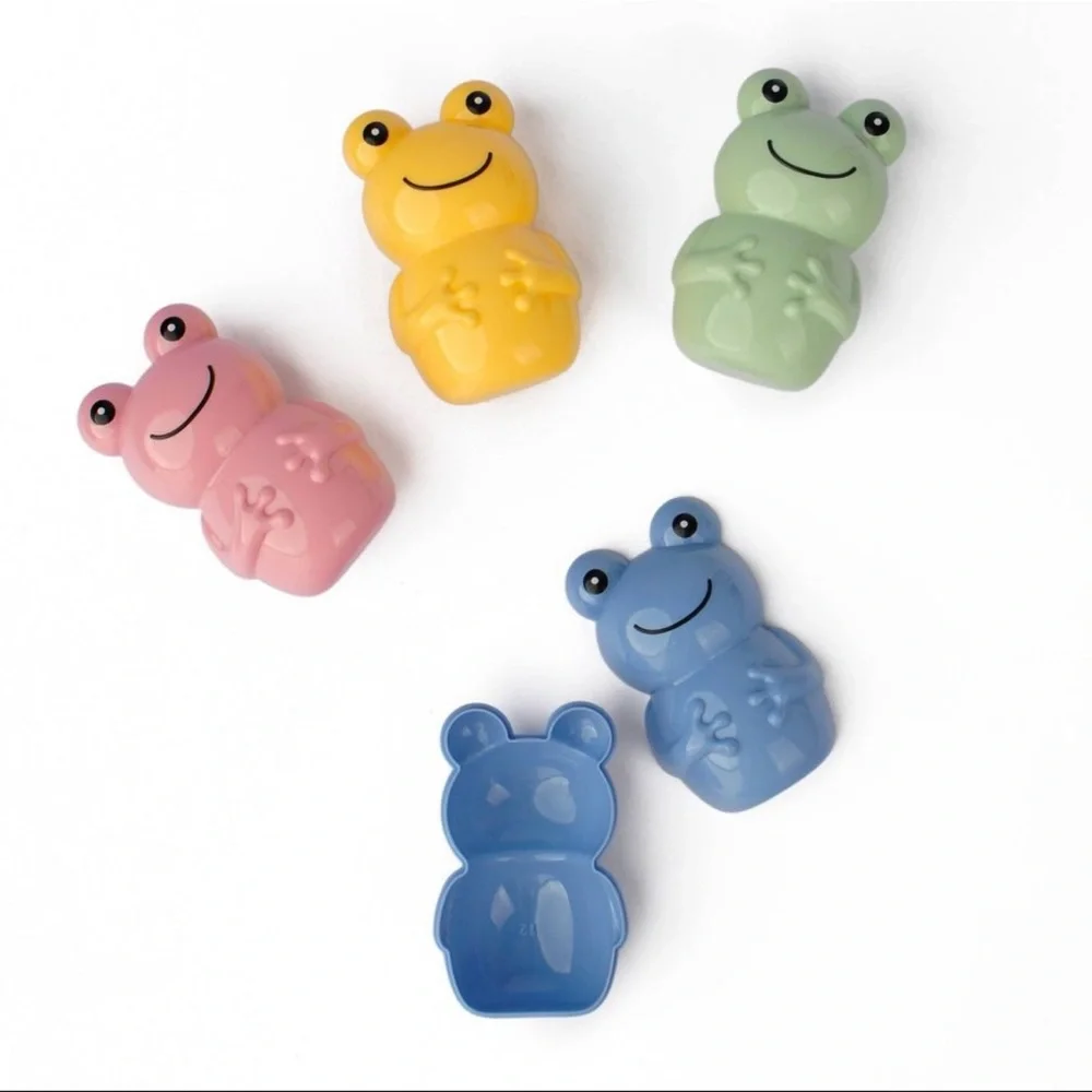 New Target Bullseye Playground Set of 12 Frog Shaped Pastel Containers